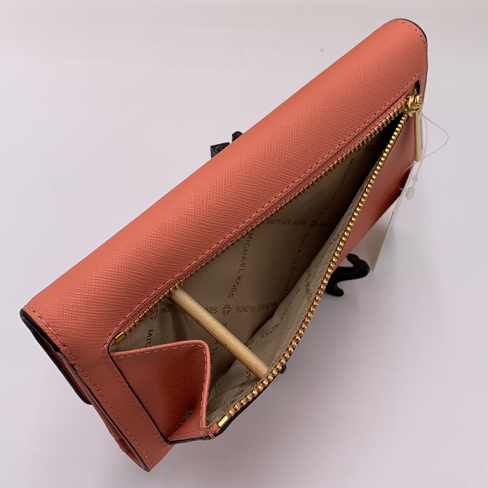 MICHAEL KORS JET SET TRAVEL LARGE TRIFOLD WALLET SHERBERT COLOR - Picture 4 of 13